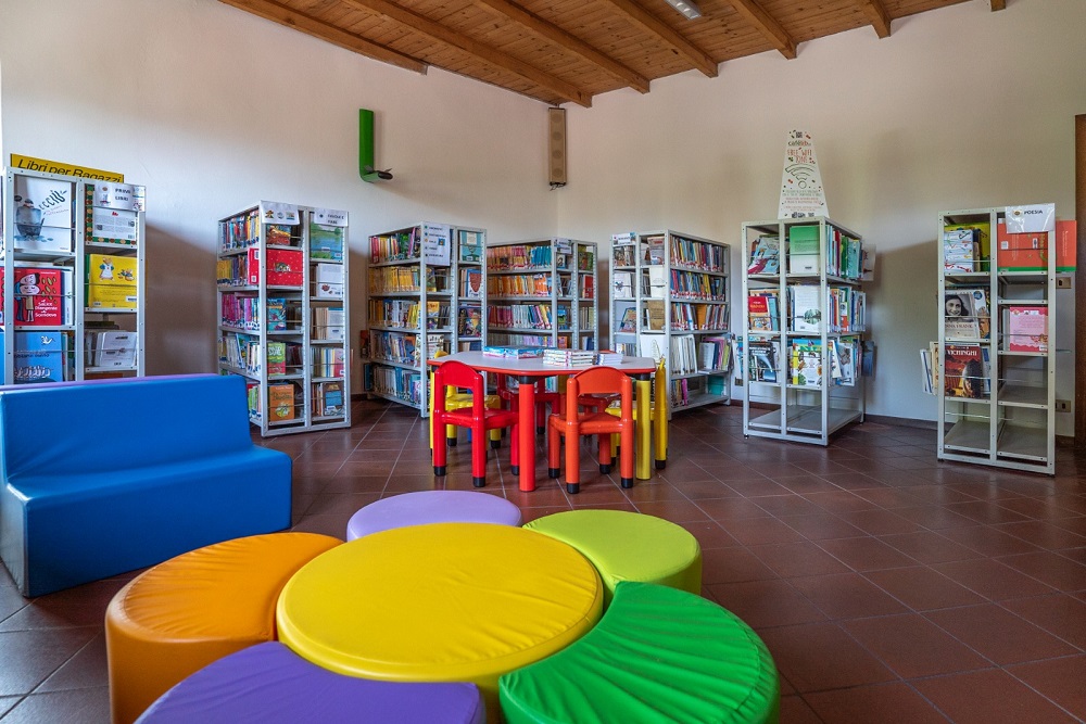 Biblioteca civica di Sovere - area dedicata i più piccoli