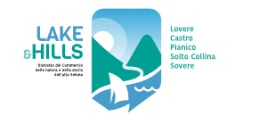 Dopo l’importante bando del 2020, che ha messo a disposizione 100.000,00 € per le attività commerciali del territorio, il Distretto punta quest’anno da un lato ad incrementare le competenze digitali degli operatori per consentire loro di migliorare la capacità di promuoversi sul web, dall’altro a sensibilizzare la popolazione ed i turisti a sostenere concretamente il tessuto commerciale locale effettuando acquisti presso i numerosi e variegati esercizi di vicinato, da sempre fiore all’occhiello del territorio, tramite la campagna #CompraVicino.
